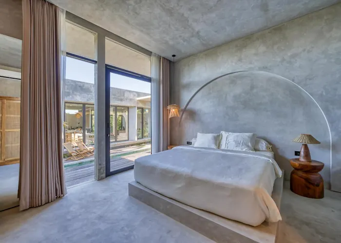 Villa 2 Bedroom Entire Place Big Isa R